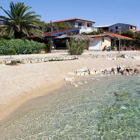 By The Sea Mandre, Pag - 13015 * Kolan