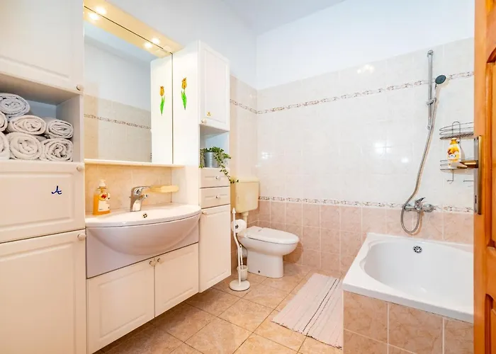 Appartamento By The Sea Mandre, Pag - 13015 Kolan
