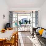 Apartment By The Sea Mandre, Pag - 13015 Kolan