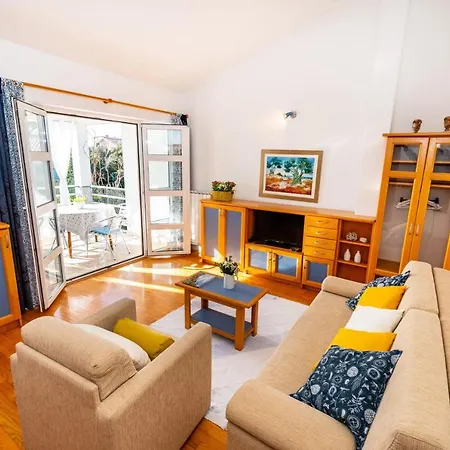 Apartment By The Sea Mandre, Pag - 13015