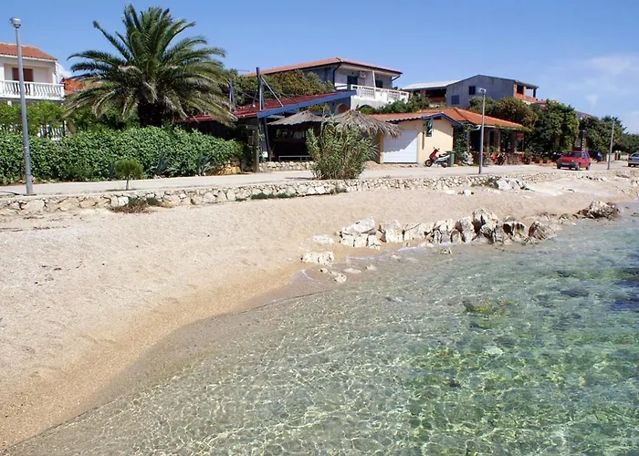 By The Sea Mandre, Pag - 13015 * Kolan