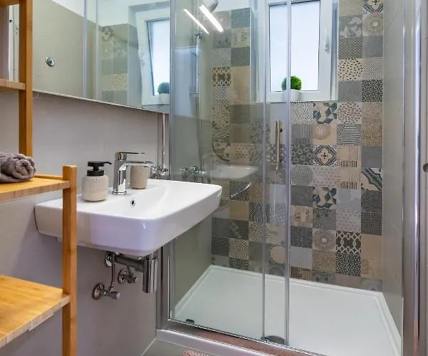 By The Sea Mandre, Pag - 13015 Apartment Kolan